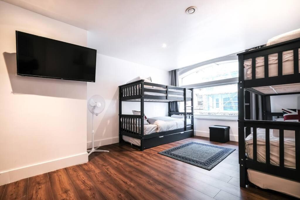 Spacious Apartment In Piccadilly Sleep 6 Vrb Londres Extérieur photo