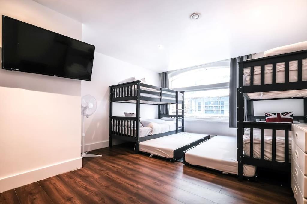 Spacious Apartment In Piccadilly Sleep 6 Vrb Londres Extérieur photo